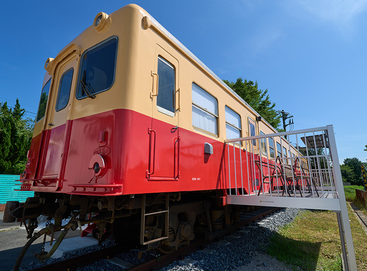 列車の風景を楽しむバルコニー